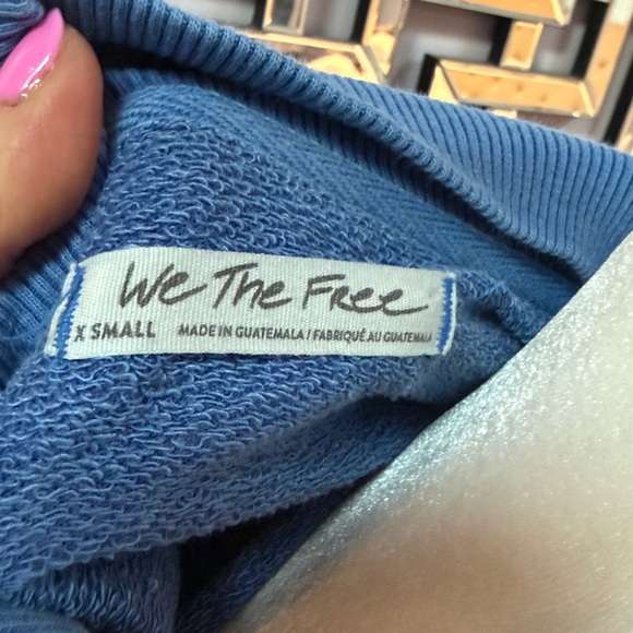 We The Free blue Camden Henley Sweatshirt size xs - Picture 3 of 5